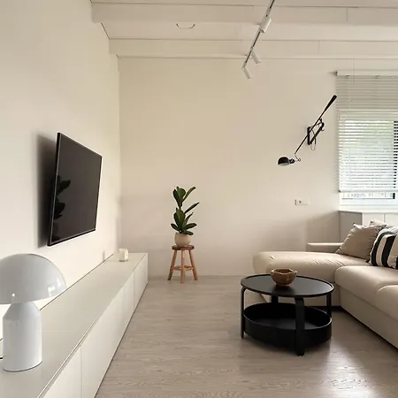 Сasa de vacaciones Sea Haus - Modern House In Monciskes *