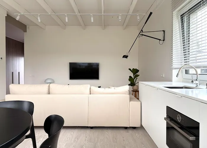 Sea Haus - Modern House In Monciskes בית נופש